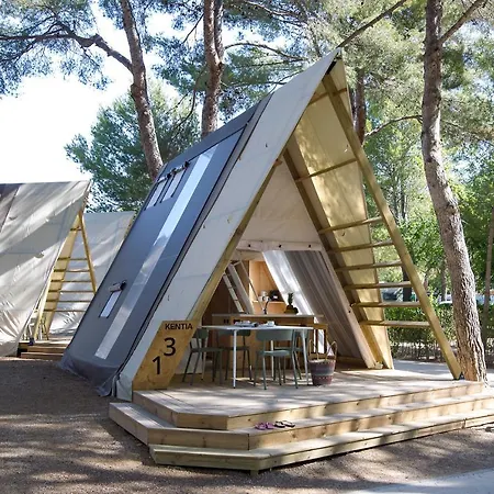 Campsite Tamarit Beach Resort 4*