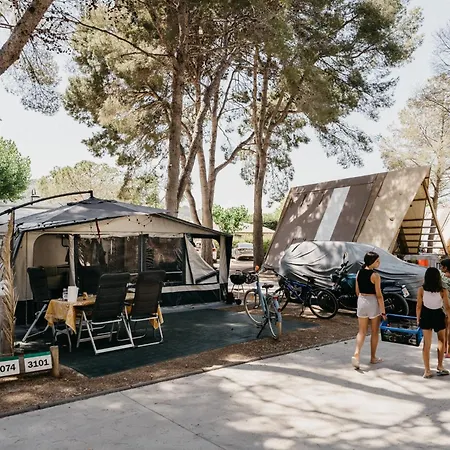 Campsite Tamarit Beach Resort 4*