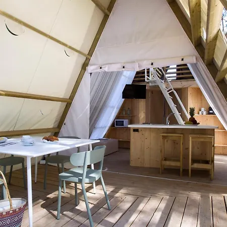 营地 Tamarit Beach Resort 4*