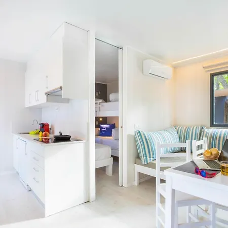 Tamarit Beach Resort 营地