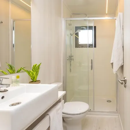 Tamarit Beach Resort 营地 4*