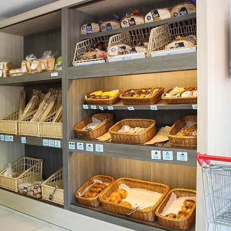 Tamarit Beach Resort 营地