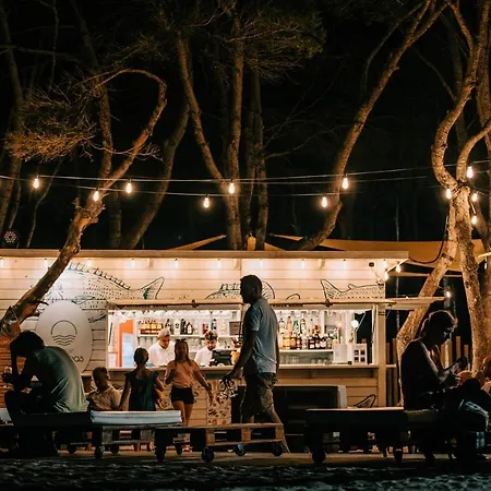 אתר קמפינג Tamarit Beach Resort טמריט