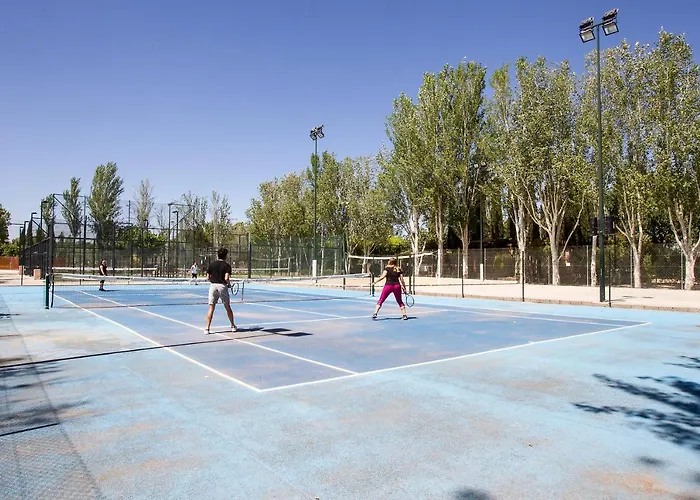 Tamarit Camping 4*